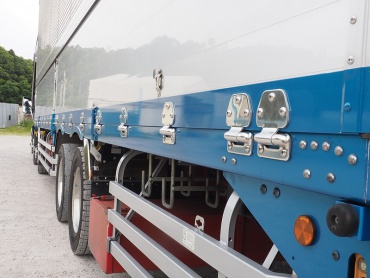 三菱ふそう スーパーグレート ウイング車 大型 QKG-FS54VZ 年式 H25 [写真31]