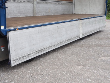 いすゞ ギガ ウイング車 大型 PJ-CYJ51W6 年式 H18 [写真23]