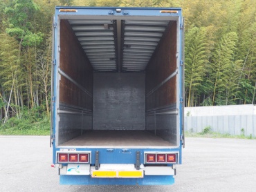 いすゞ ギガ ウイング車 大型 PJ-CYJ51W6 年式 H18 [写真26]