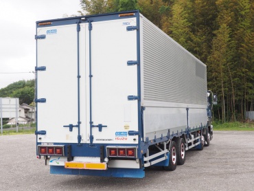 いすゞ ギガ ウイング車 大型 PJ-CYJ51W6 年式 H18 [写真05]