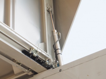 三菱ふそう ファイター ウイング車 中型 TKG-FK64F 年式 H25 [写真18]