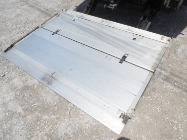 三菱ふそう ファイター ウイング車 中型 PDG-FK61F 年式 H23 [写真28]