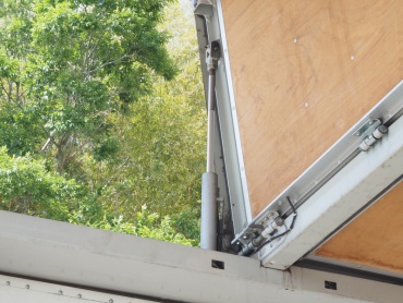 三菱ふそう スーパーグレート ウイング車 大型 BDG-FS54JZ 年式 H20 [写真16]