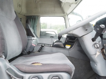 三菱ふそう スーパーグレート ウイング車 大型 LKG-FS54VZ 年式 H22 [写真37]