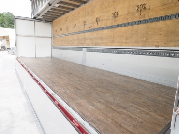 日野 グランドプロフィア ウイング車 大型 LKG-FW1EXBG 年式 H22 [写真16]