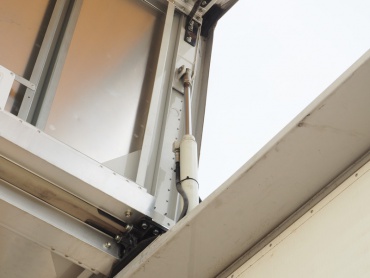 日野 グランドプロフィア ウイング車 大型 LKG-FW1EXBG 年式 H22 [写真25]