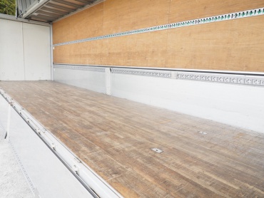 いすゞ ギガ ウイング車 大型 LKG-CYJ77A 年式 H24 [写真16]