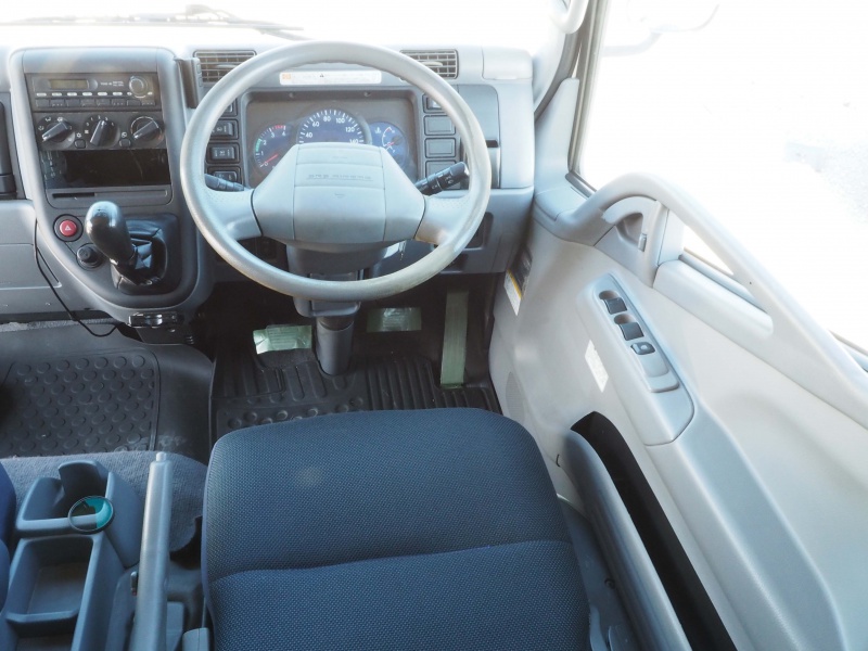 三菱ふそう キャンター バン車 小型 PDG-FE88DV 年式 H20[写真26]