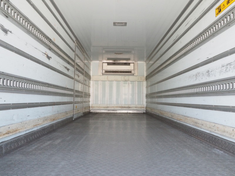 いすゞ フォワード 冷凍バン 中型 TKG-FRR90S2 年式 H25[写真19]