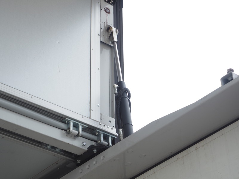 三菱ふそう スーパーグレート ウイング車 大型 QKG-FS54VZ 年式 H24[写真24]