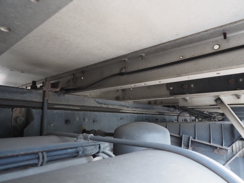 三菱ふそう スーパーグレート ウイング車 大型 QKG-FS54VZ 年式 H24[写真40]