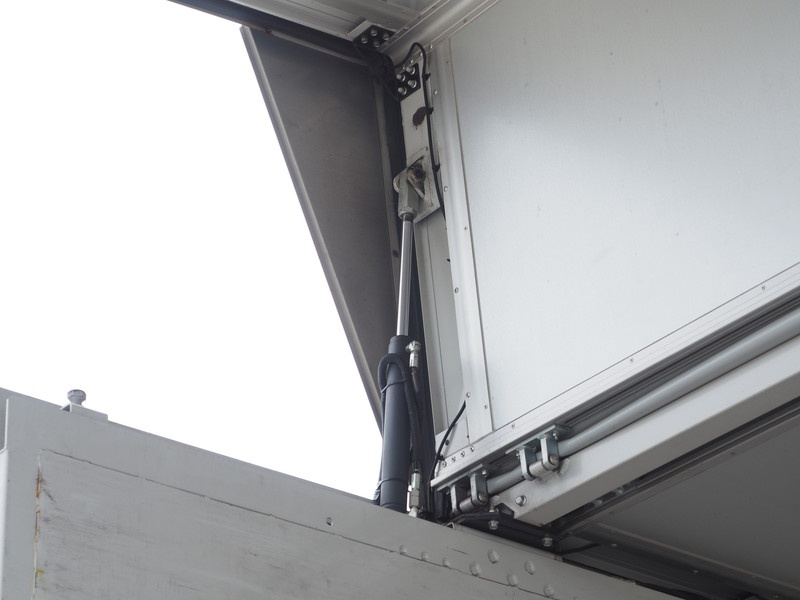 三菱ふそう スーパーグレート ウイング車 大型 QKG-FS54VZ 年式 H24[写真25]