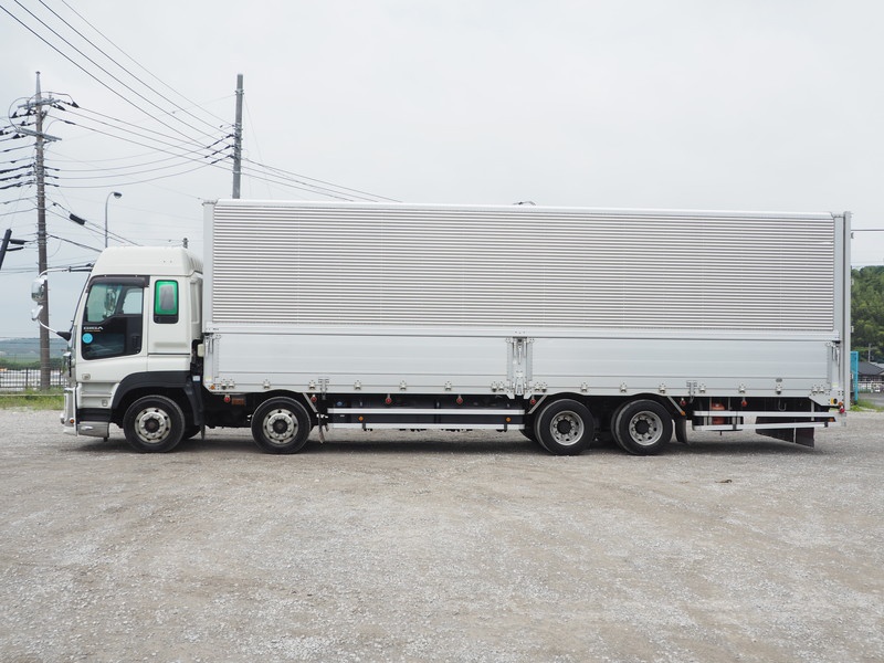 いすゞ ギガ ウイング車 大型 QKG-CYJ77A 年式 H25[写真19]