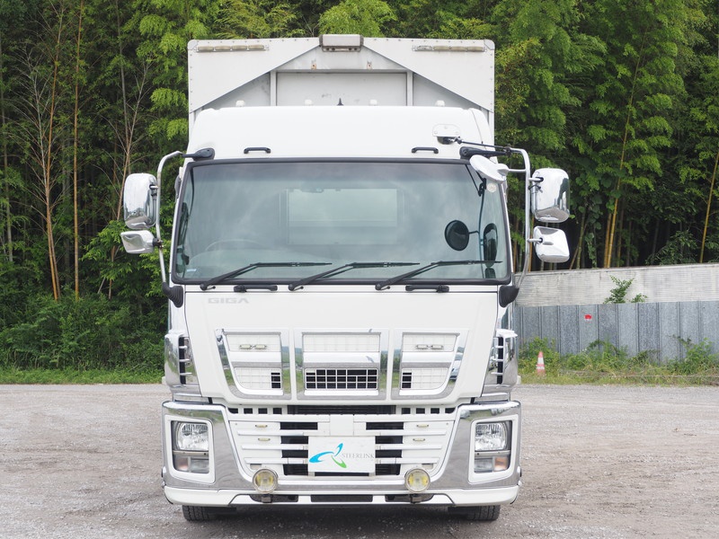 いすゞ ギガ ウイング車 大型 QKG-CYJ77A 年式 H25[写真03]