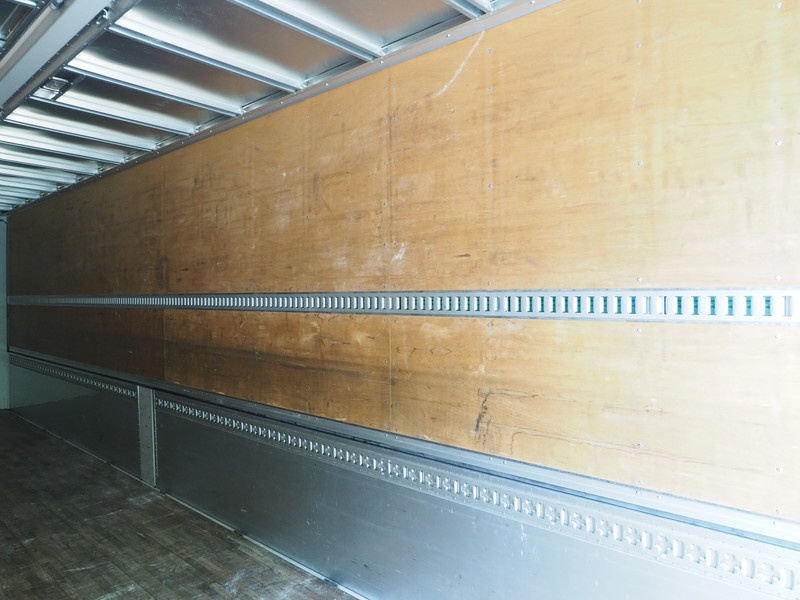 いすゞ ギガ ウイング車 大型 QKG-CYJ77A 年式 H25[写真30]