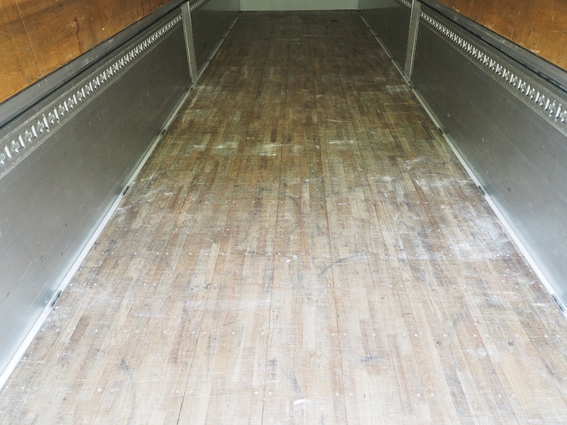 いすゞ ギガ ウイング車 大型 QKG-CYJ77A 年式 H25[写真29]