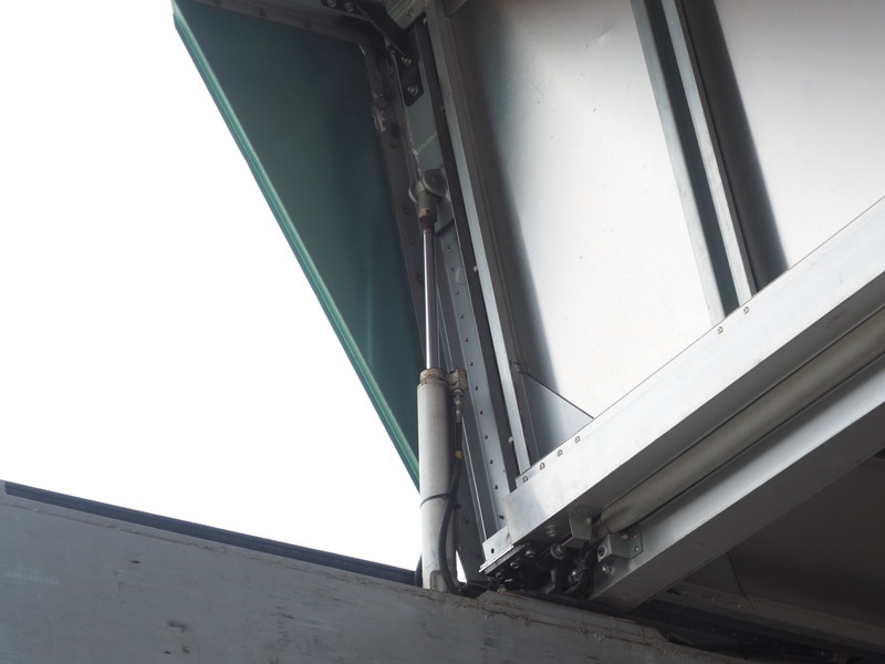 日野 グランドプロフィア ウイング車 大型 BDG-FW1EXYG 年式 H21[写真24]