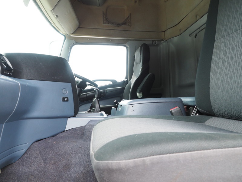 日野 グランドプロフィア ウイング車 大型 BDG-FW1EXYG 年式 H21[写真36]