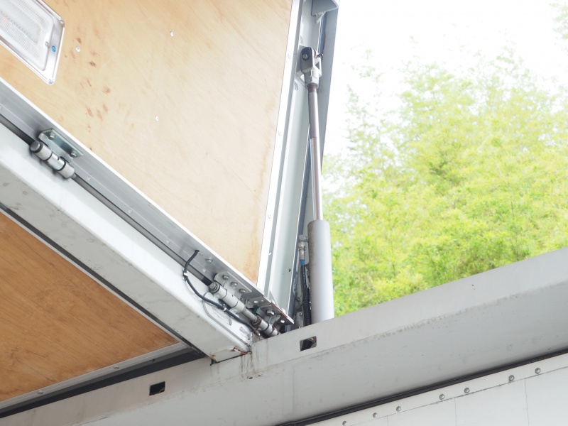 三菱ふそう スーパーグレート ウイング車 大型 BDG-FS54JZ 年式 H20[写真22]