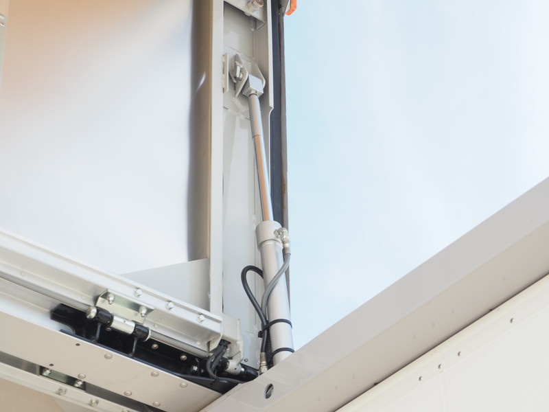 いすゞ フォワード ウイング車 中型 TKG‐FRR90T2 年式 H26[写真25]