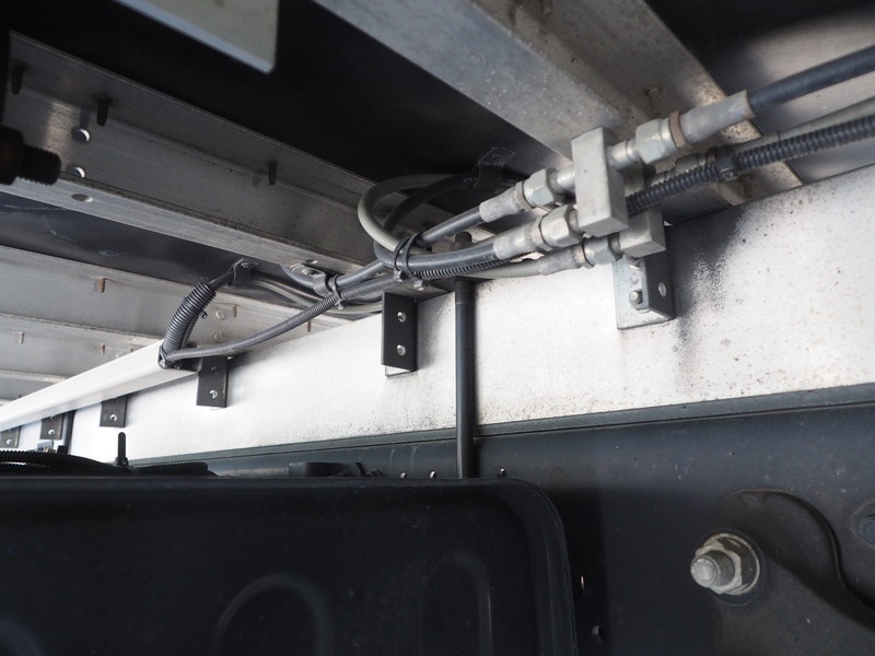 いすゞ フォワード ウイング車 中型 TKG‐FRR90T2 年式 H26[写真45]