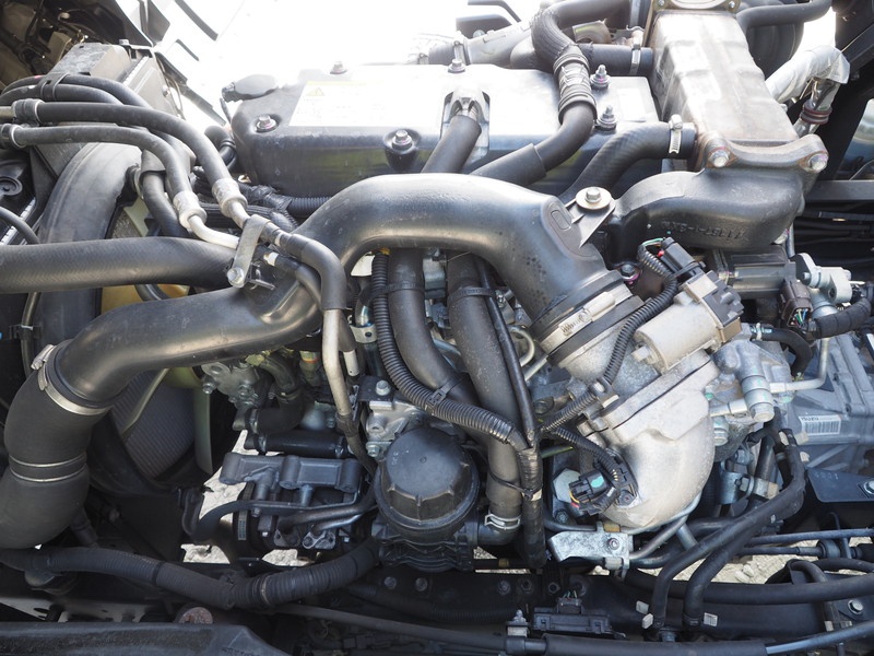 いすゞ フォワード ウイング車 中型 TKG‐FRR90T2 年式 H26[写真54]