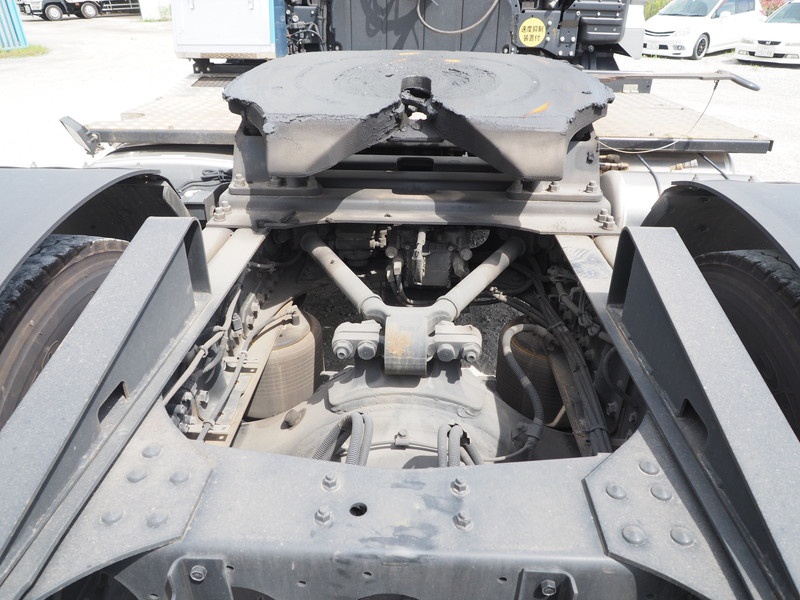 三菱ふそう スーパーグレート トラクタ 大型 QKG-FP64VDR 年式 H28[写真13]