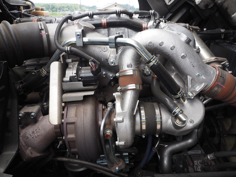 いすゞ ギガ ウイング車 大型 LKG-CYJ77A 年式 H24[写真60]