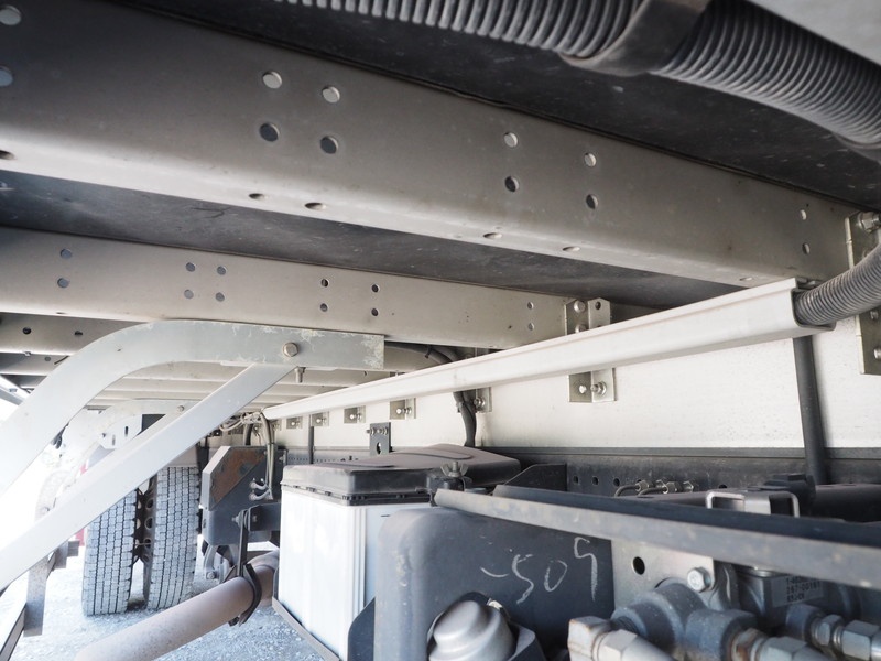 いすゞ フォワード ウイング車 中型 PKG-FRR90T2 年式 H21[写真50]