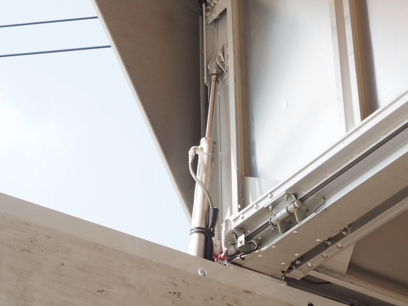 いすゞ フォワード ウイング車 中型 PKG-FRR90T2 年式 H21[写真24]