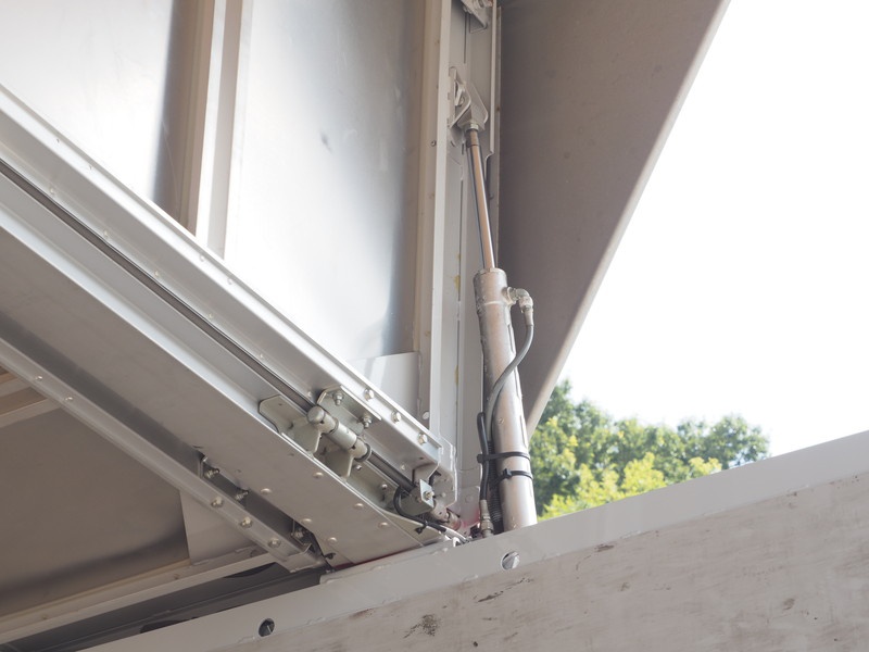 いすゞ フォワード ウイング車 中型 PKG-FRR90T2 年式 H21[写真18]