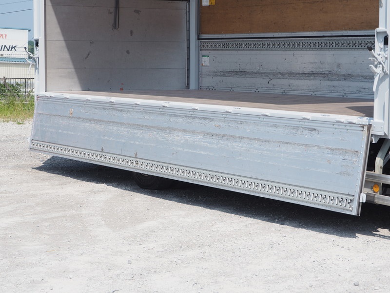 いすゞ フォワード ウイング車 中型 PKG-FRR90T2 年式 H21[写真12]