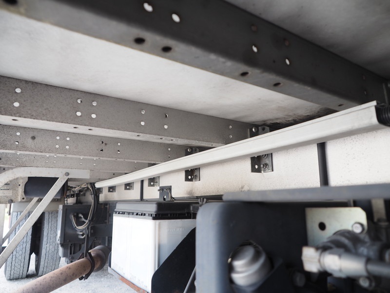 いすゞ フォワード ウイング車 中型 PDG‐FRR34T2 年式 H20[写真41]