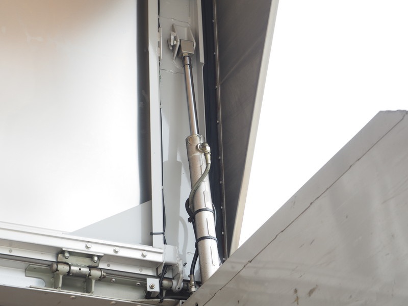 いすゞ フォワード ウイング車 中型 PDG‐FRR34T2 年式 H20[写真18]