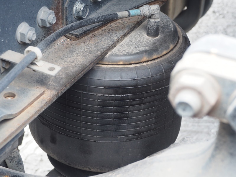 三菱ふそう スーパーグレート トラクタ 大型 QKG-FP54VDR 年式 H24[写真28]