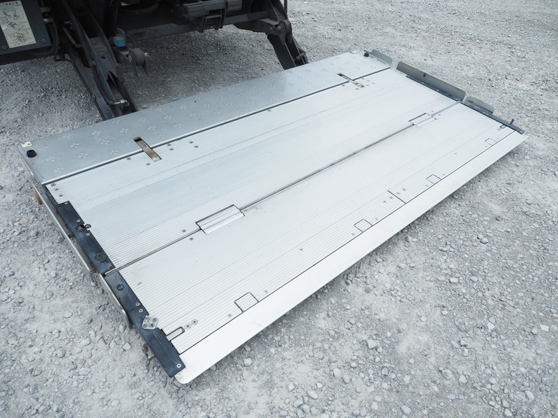 いすゞ エルフ 冷凍バン 小型 TKG-NPR85AR 年式 H24[写真17]