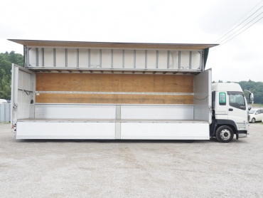 いすゞ ギガ ウイング車 大型 QKG-CYJ77A 年式 H25 [写真11]