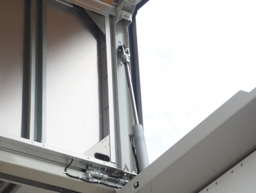 いすゞ ギガ ウイング車 大型 QKG-CYJ77A 年式 H25 [写真25]