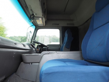 いすゞ ギガ ウイング車 大型 QKG-CYJ77A 年式 H25 [写真36]