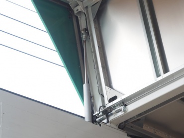 いすゞ ギガ ウイング車 大型 QKG-CYJ77A 年式 H25 [写真24]