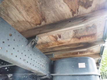 いすゞ エルフ 平ボディ 小型 TKG-NPR85AR 年式 H25 [写真32]