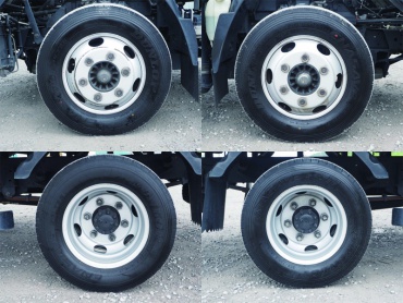 いすゞ エルフ 平ボディ 小型 TKG-NPR85AR 年式 H25 [写真33]