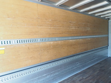 いすゞ フォワード ウイング車 中型 PKG-FRR90T2 年式 H21 [写真34]