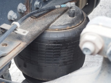 三菱ふそう スーパーグレート トラクタ 大型 QKG-FP54VDR 年式 H24 [写真28]