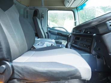 日野 グランドプロフィア ウイング車 大型 BDG-FW1EXYG 年式 H20 [写真33]