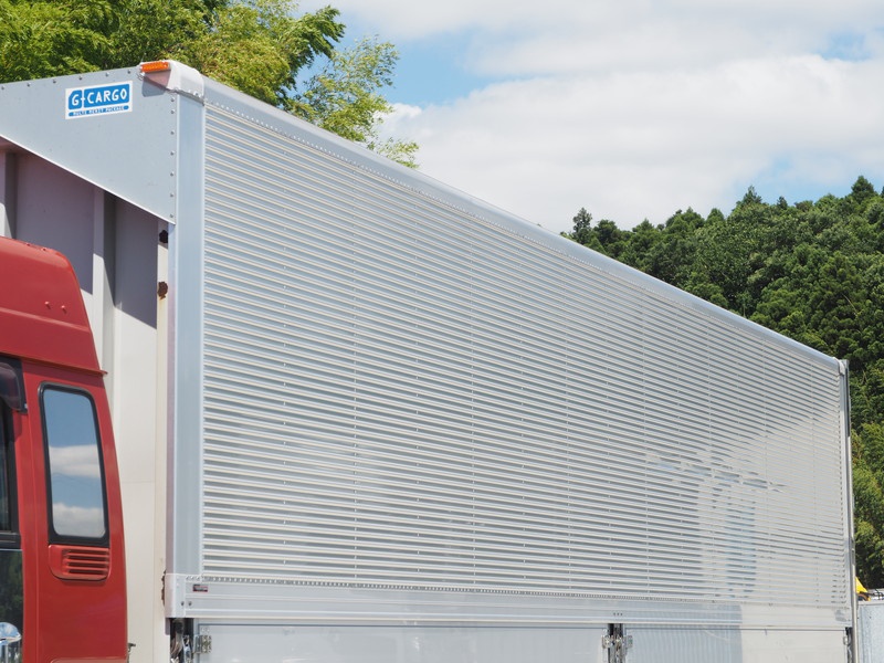 いすゞ ギガ ウイング車 大型 QKG-CYJ77A 年式 H25[写真21]