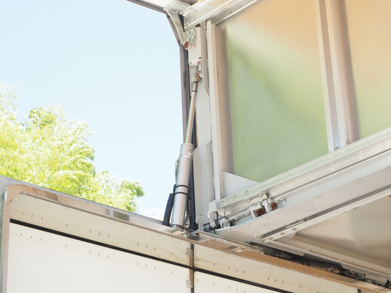 いすゞ ギガ ウイング車 大型 QKG-CYJ77A 年式 H25[写真18]