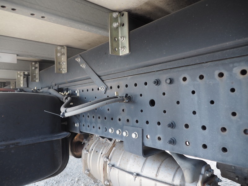 いすゞ エルフ 冷凍バン 小型 TKG-NPR85AN 年式 H26[写真32]