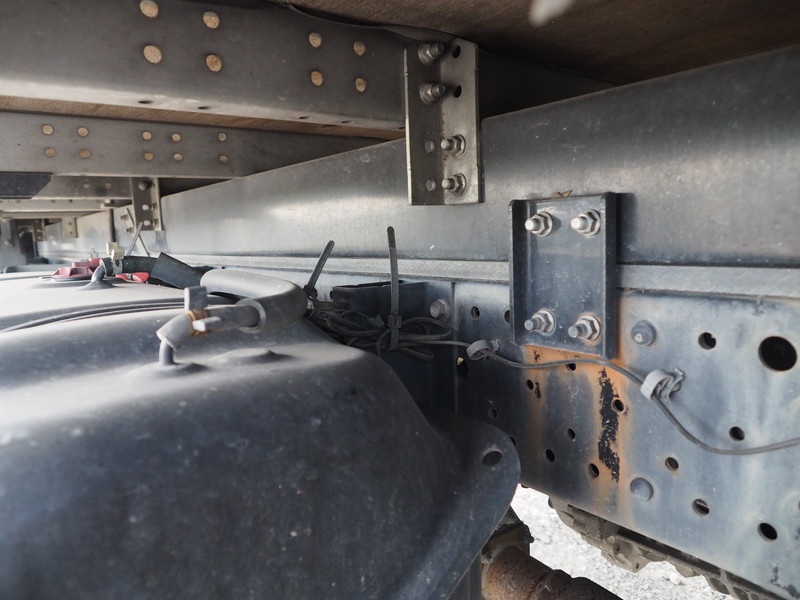 いすゞ エルフ バン車 小型 BKG-NMR85AN 年式 H22[写真31]