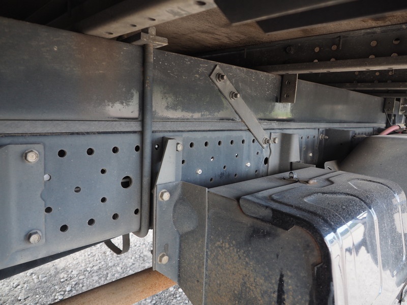 いすゞ エルフ バン車 小型 BKG-NMR85AN 年式 H22[写真32]